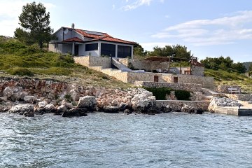Haus am Meer mit Pool Zizou, Insel Zizanj, Insel Zizanj